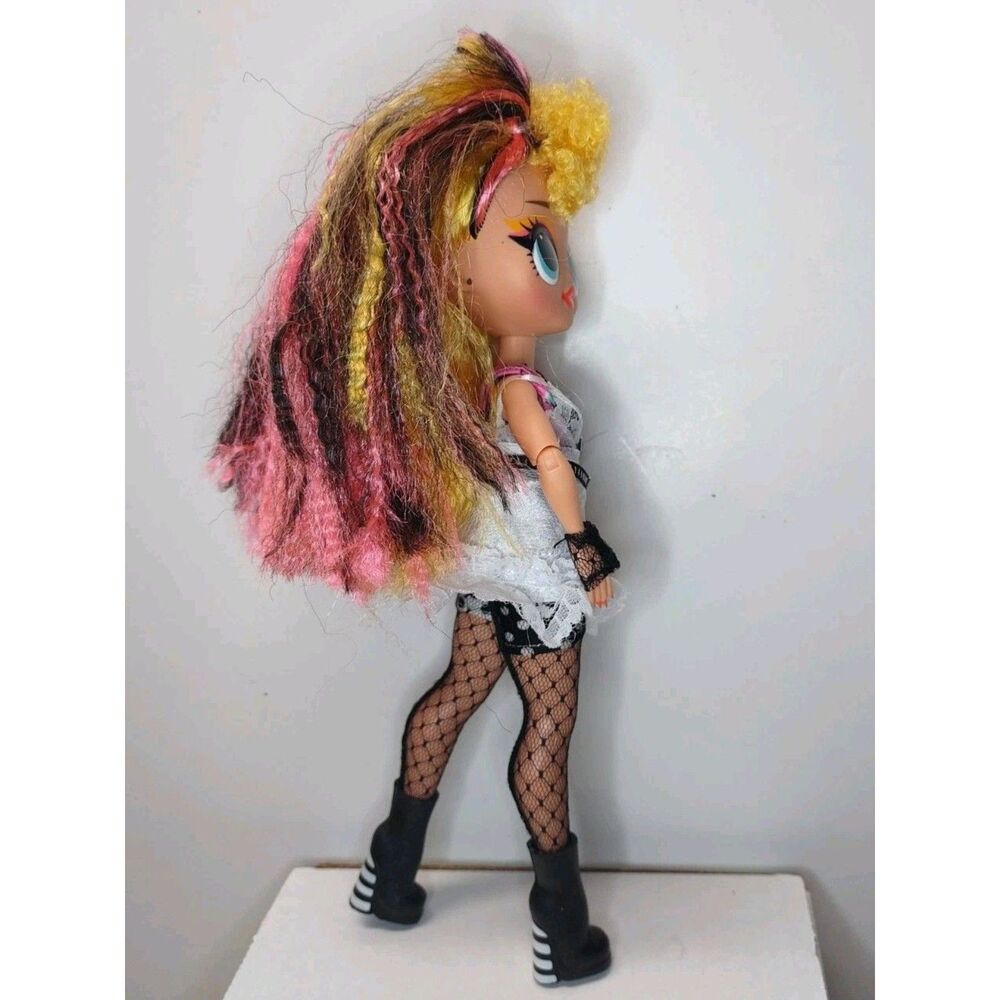 MGA LOL Surprise OMG Remix Pop Music B.B. Fashion Doll 80s Outfit Material Girl - Picture 6 of 11